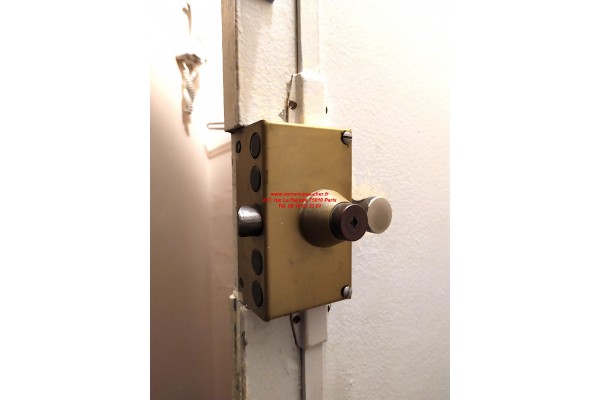 serrure bricard ancien modèle